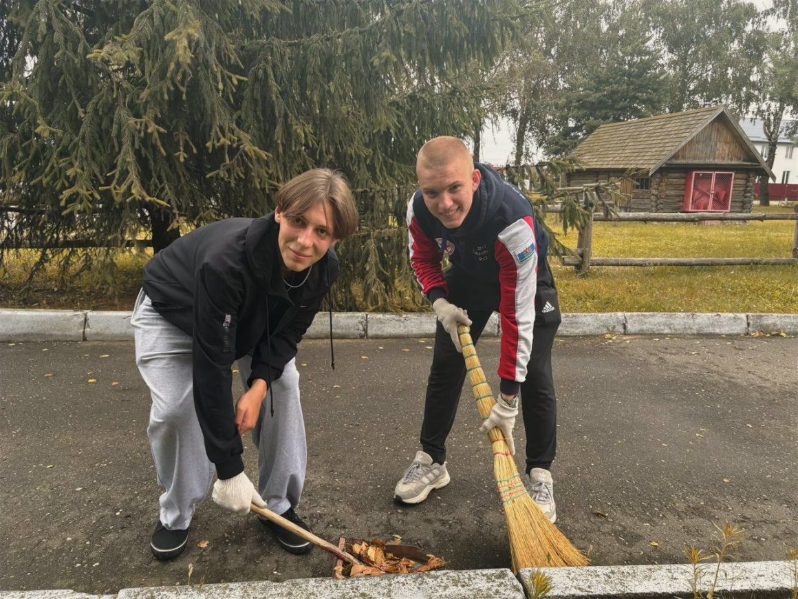 Международный волонтёрский лагерь «Замки Беларуси – 2025».